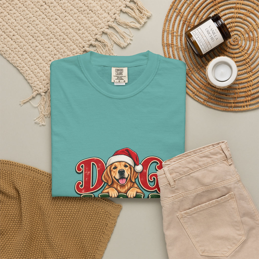Dog Mom Christmas T-Shirt — Cute Golden Retriever Holiday Tee