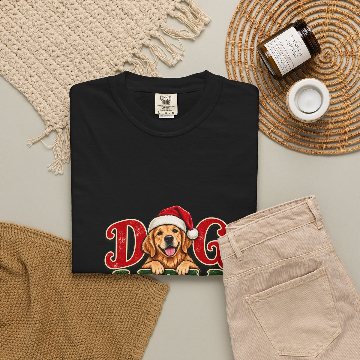 Dog Mom Christmas T-Shirt — Cute Golden Retriever Holiday Tee