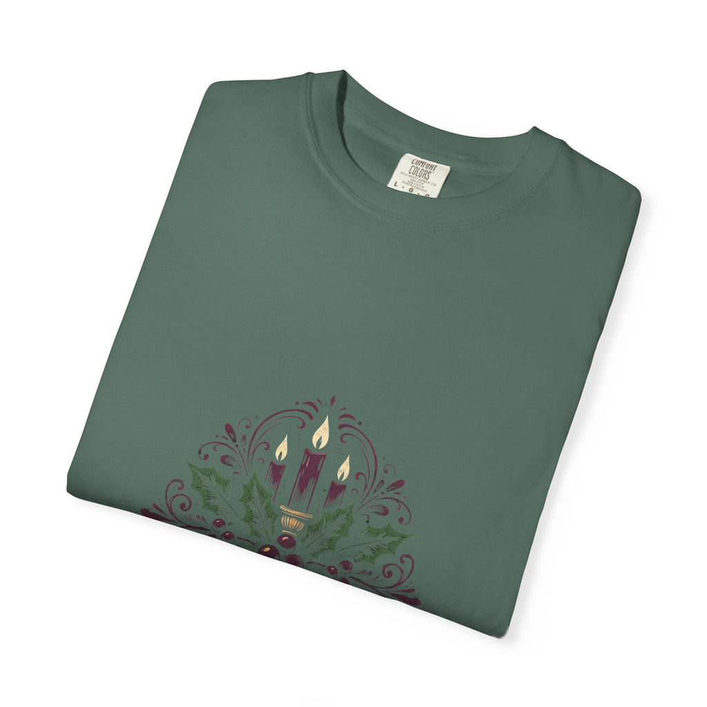 Moody Holiday Candle Wreath T-Shirt | Christmas Seasonal Tee | Festive Graphic Shirt | Holiday Gift for Her Him | Vintage Xmas