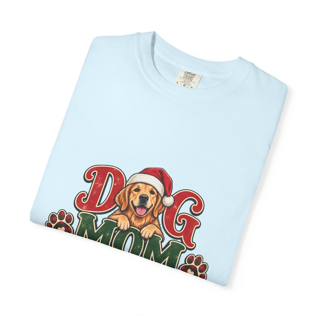 Dog Mom Christmas T-Shirt — Cute Golden Retriever Holiday Tee