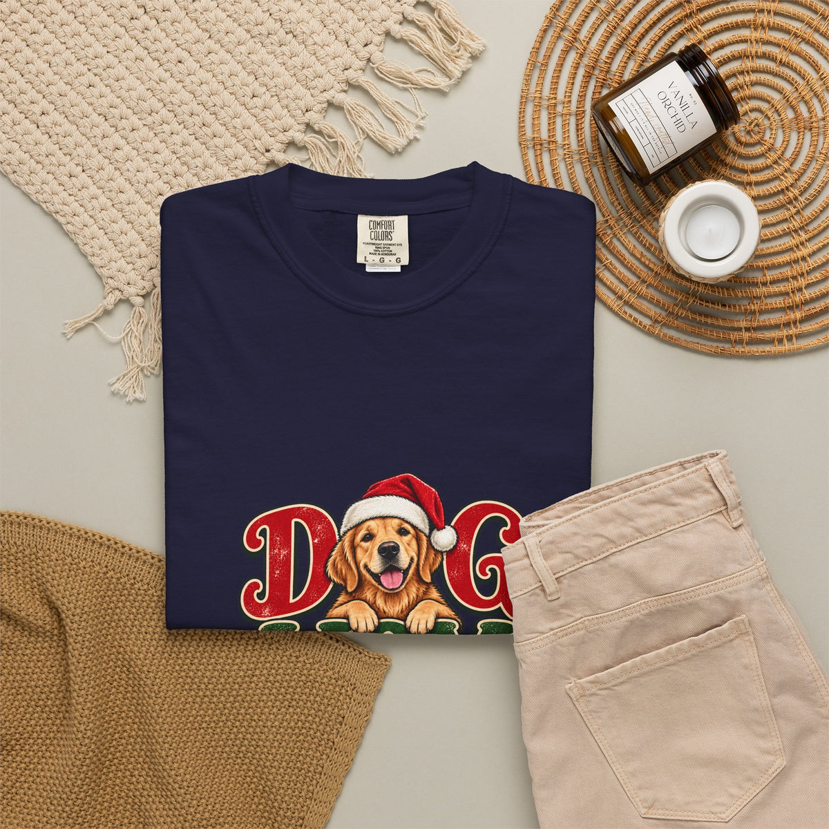 Dog Mom Christmas T-Shirt — Cute Golden Retriever Holiday Tee