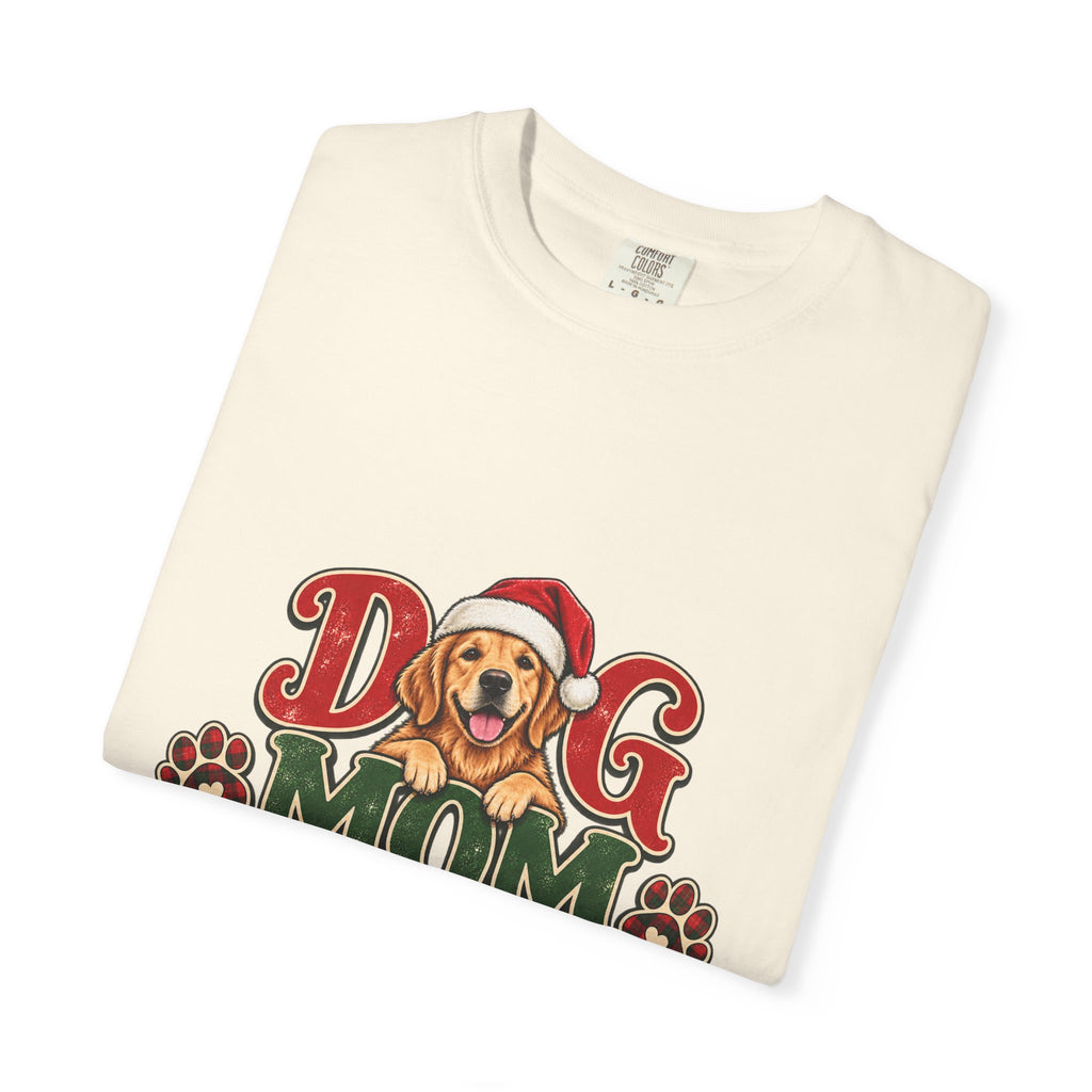Dog Mom Christmas T-Shirt — Cute Golden Retriever Holiday Tee