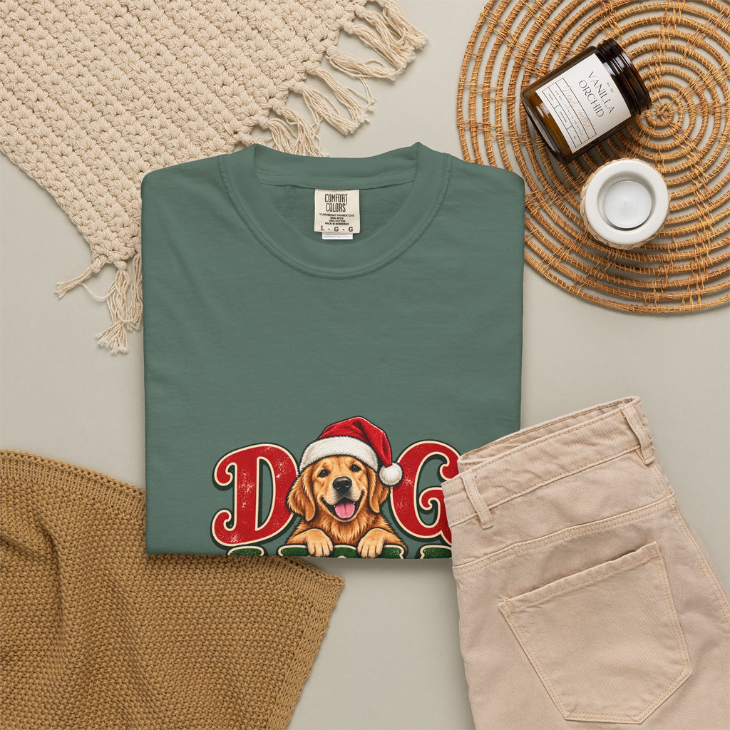 Dog Mom Christmas T-Shirt — Cute Golden Retriever Holiday Tee