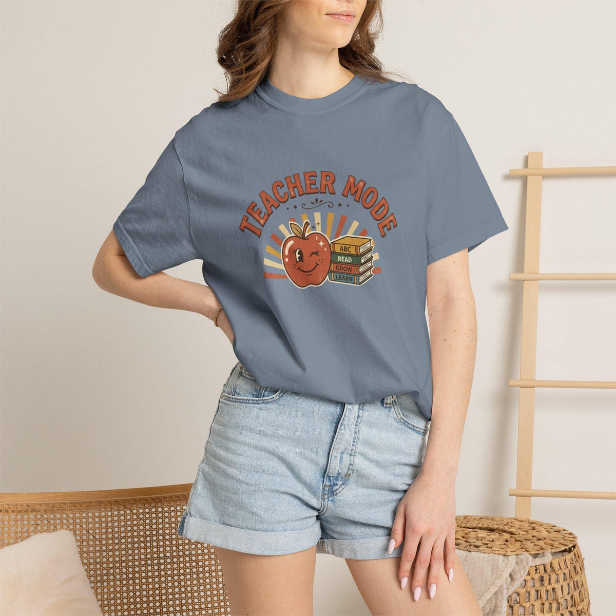 Teacher Mode apple and books T-Shirt | Back to School teacher tee