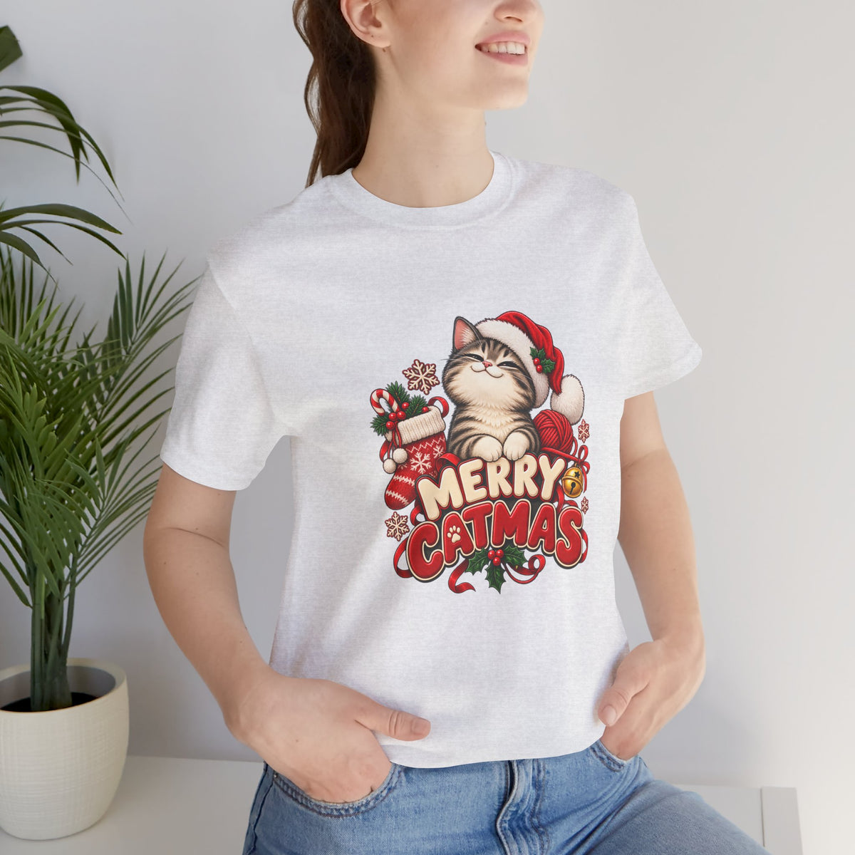 Merry Catmas T-Shirt – Cute Christmas Cat Holiday Tee