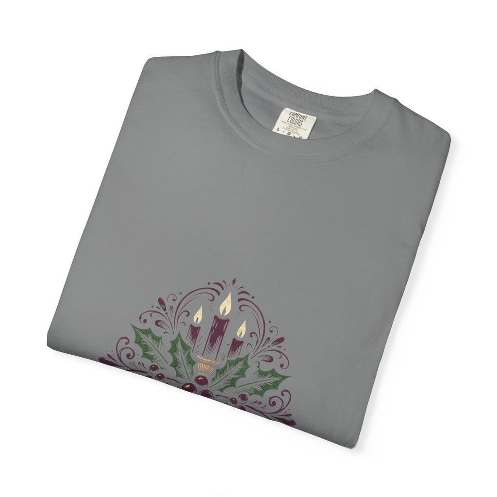 Moody Holiday Candle Wreath T-Shirt | Christmas Seasonal Tee | Festive Graphic Shirt | Holiday Gift for Her Him | Vintage Xmas