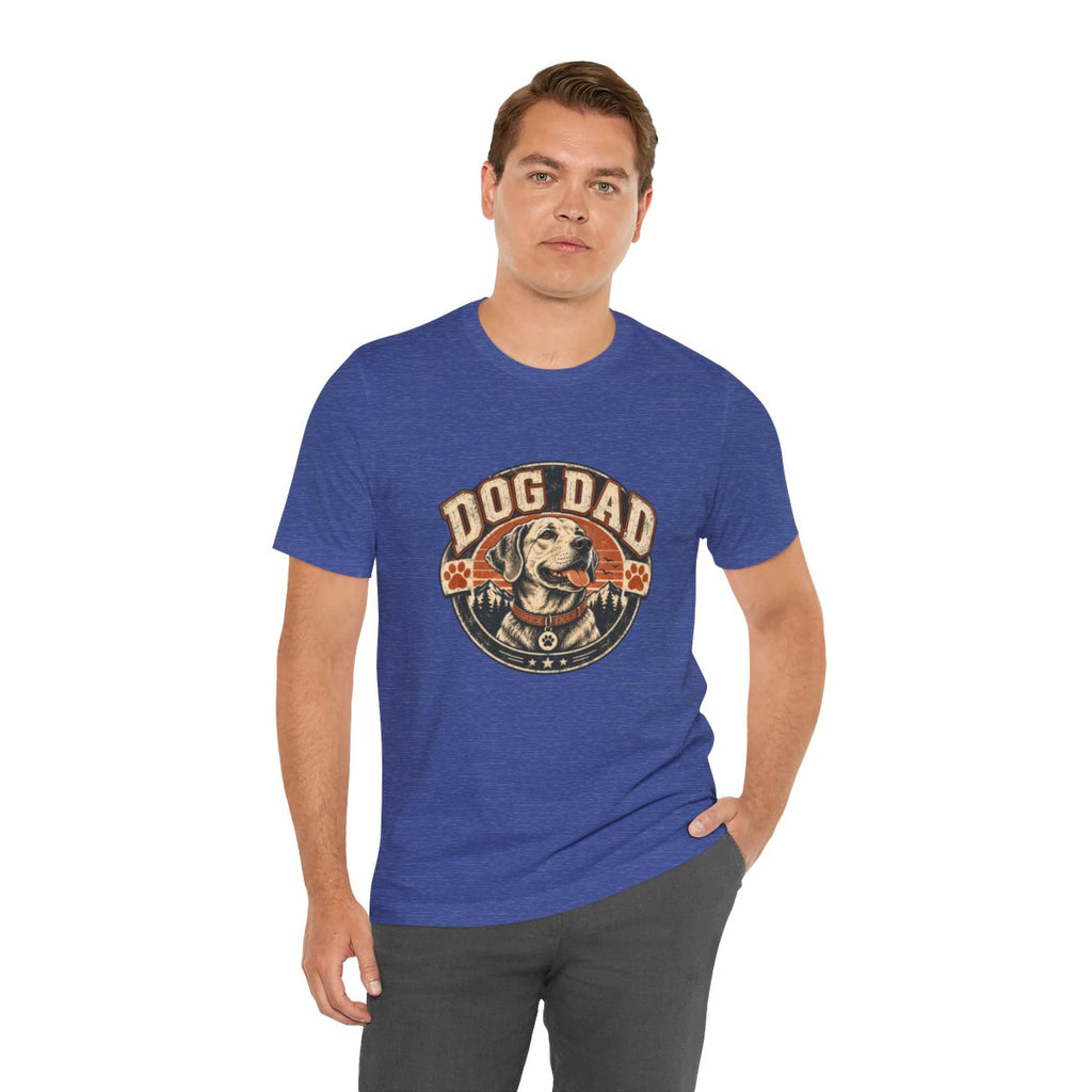Dog Dad Retro Badge tee | Dog Dad T-Shirt, Labrador Graphic Tee