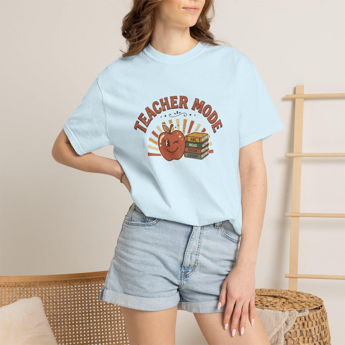 Teacher Mode apple and books T-Shirt | Back to School teacher tee