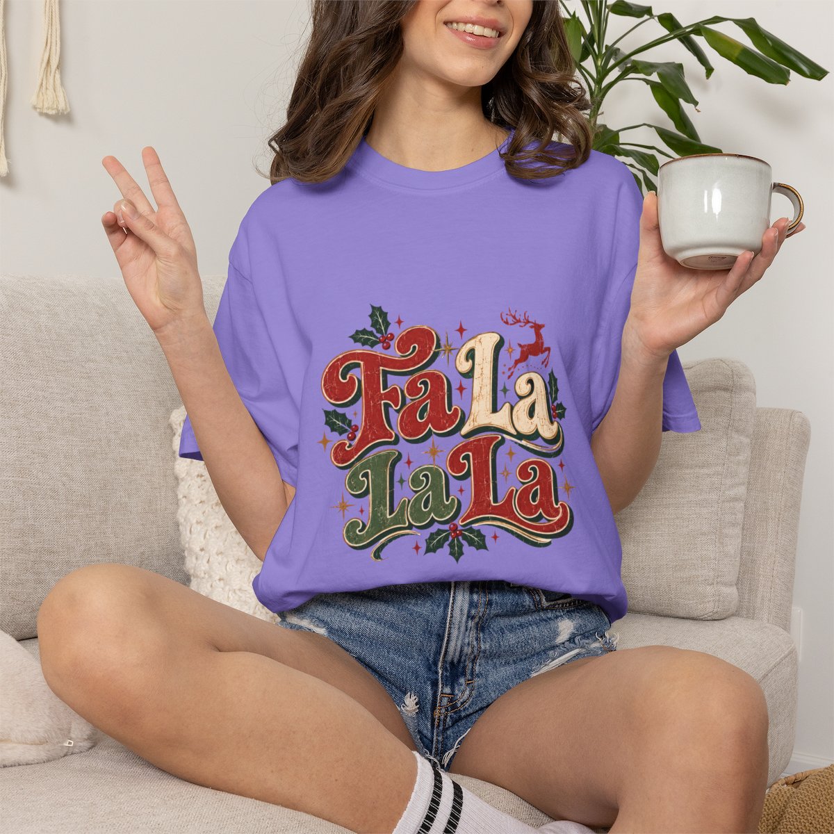 Fa La La La La T-shirt | Retro Holiday Typography, Christmas Holly Design