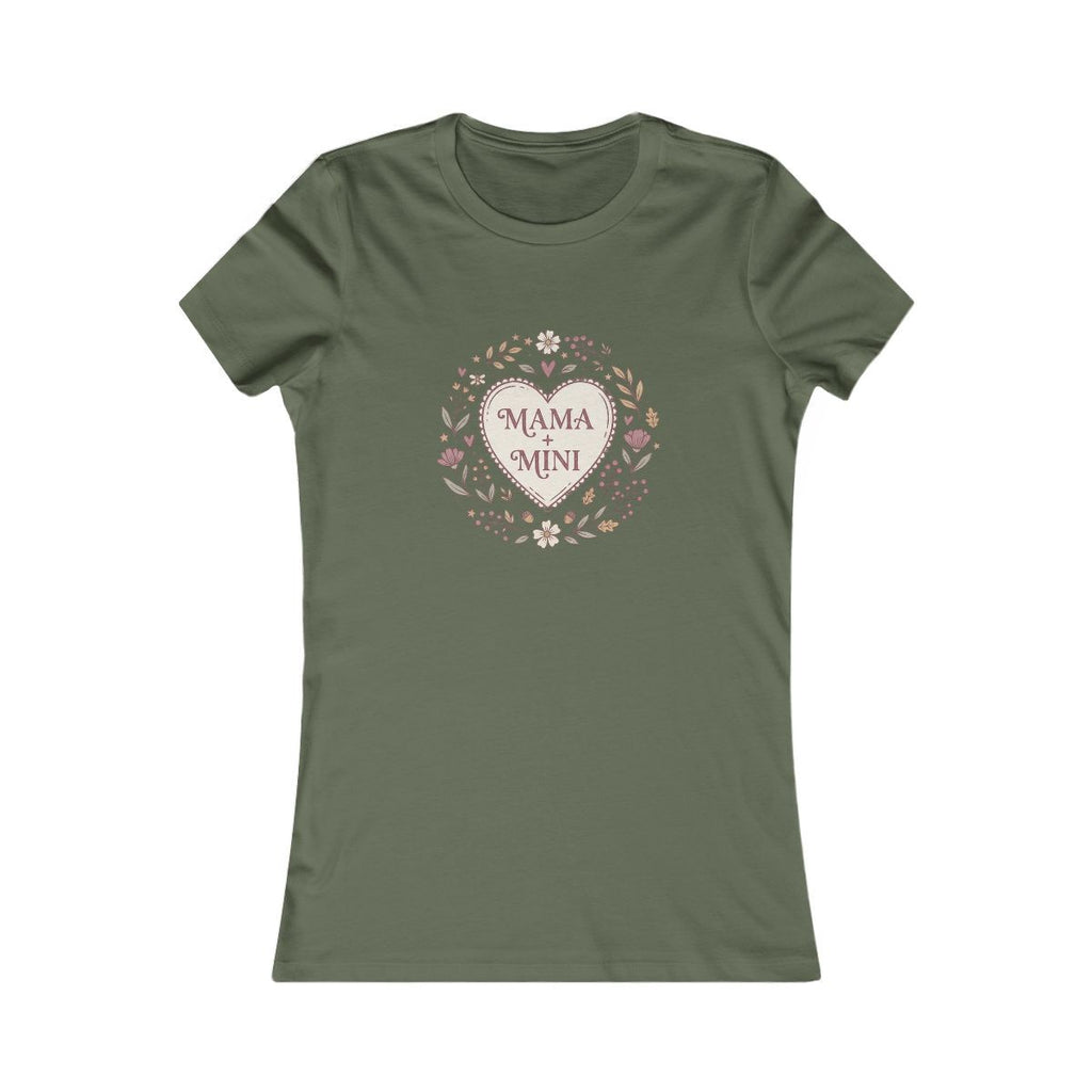 Mama and Mini Heart Wreath Tee | Mother Daughter Matching Shirt