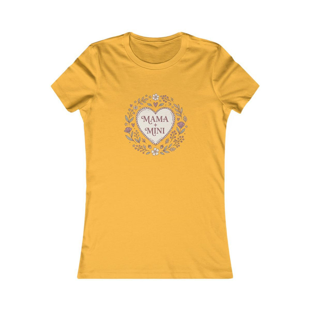 Mama and Mini Heart Wreath Tee | Mother Daughter Matching Shirt
