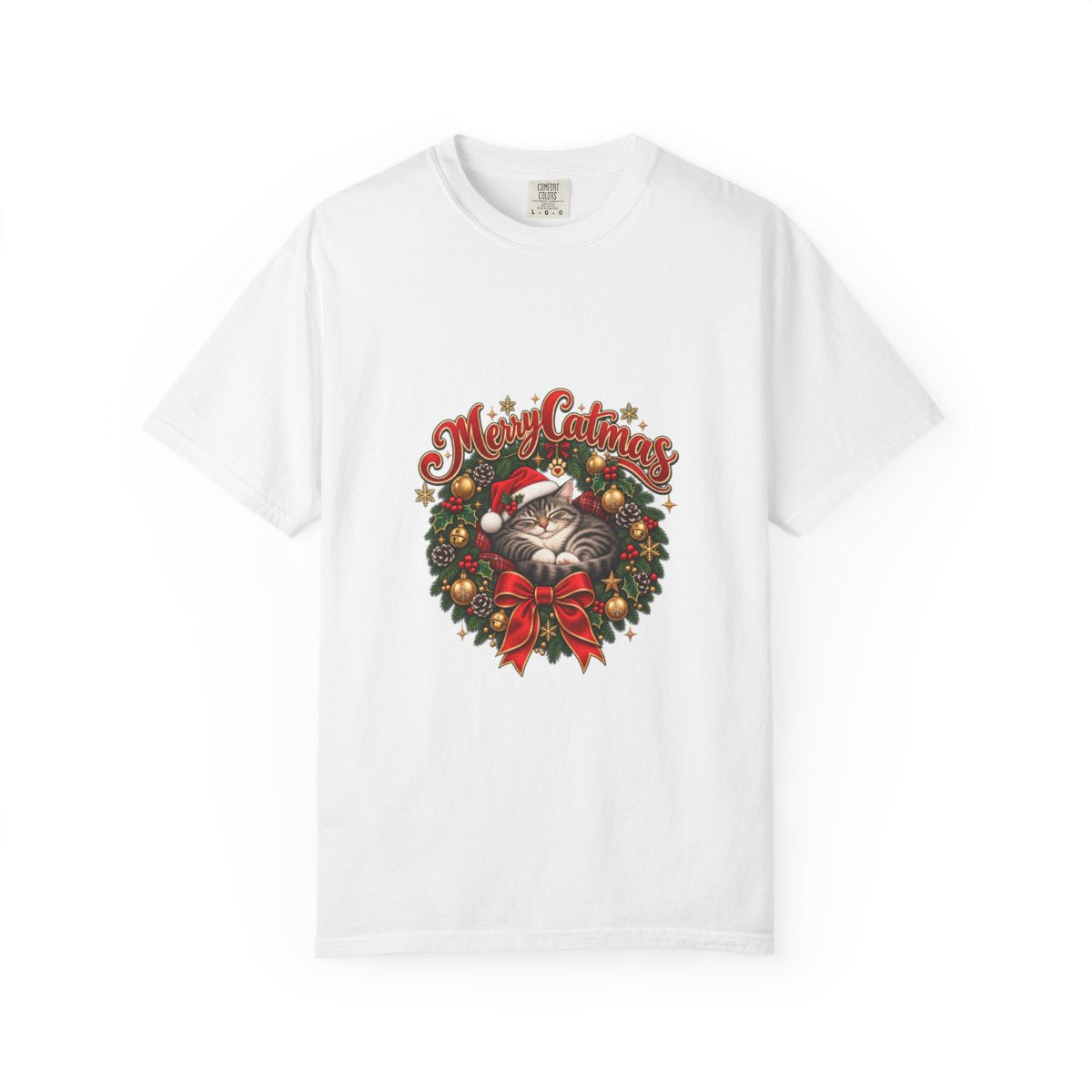 Meowy Christmas wreath cat T-shirt | Holiday cat tee